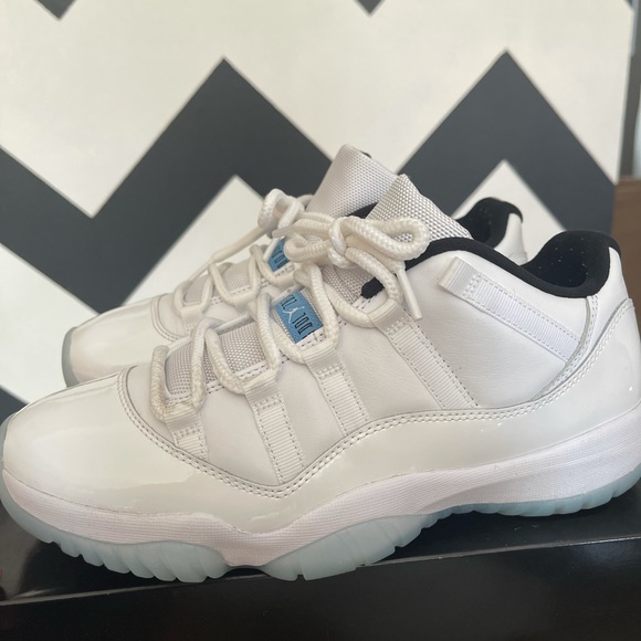 Retro Jordan 11 Low “Legend Blue” - Picture 2 of 4